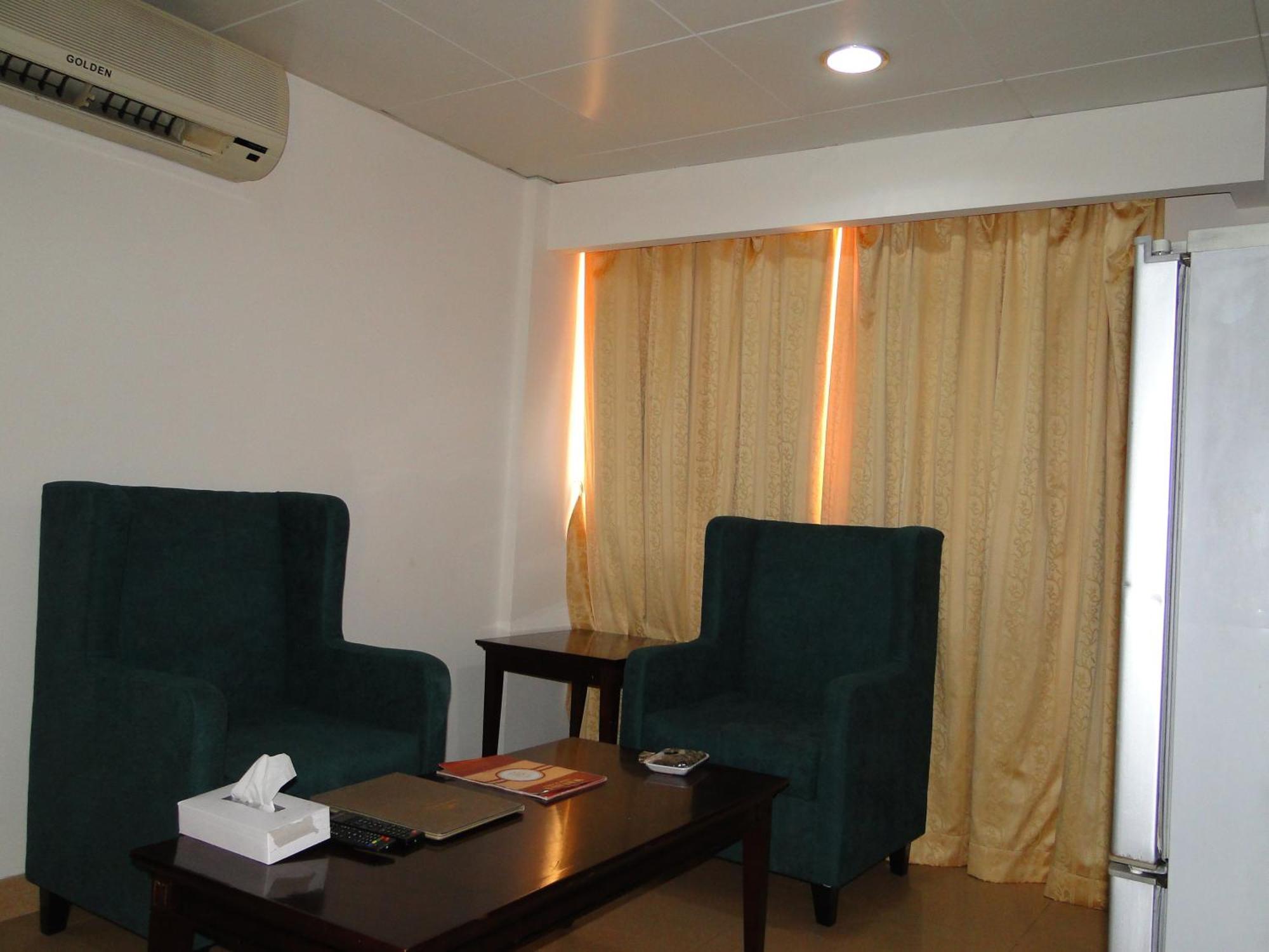 Wanasa Continental Apartment